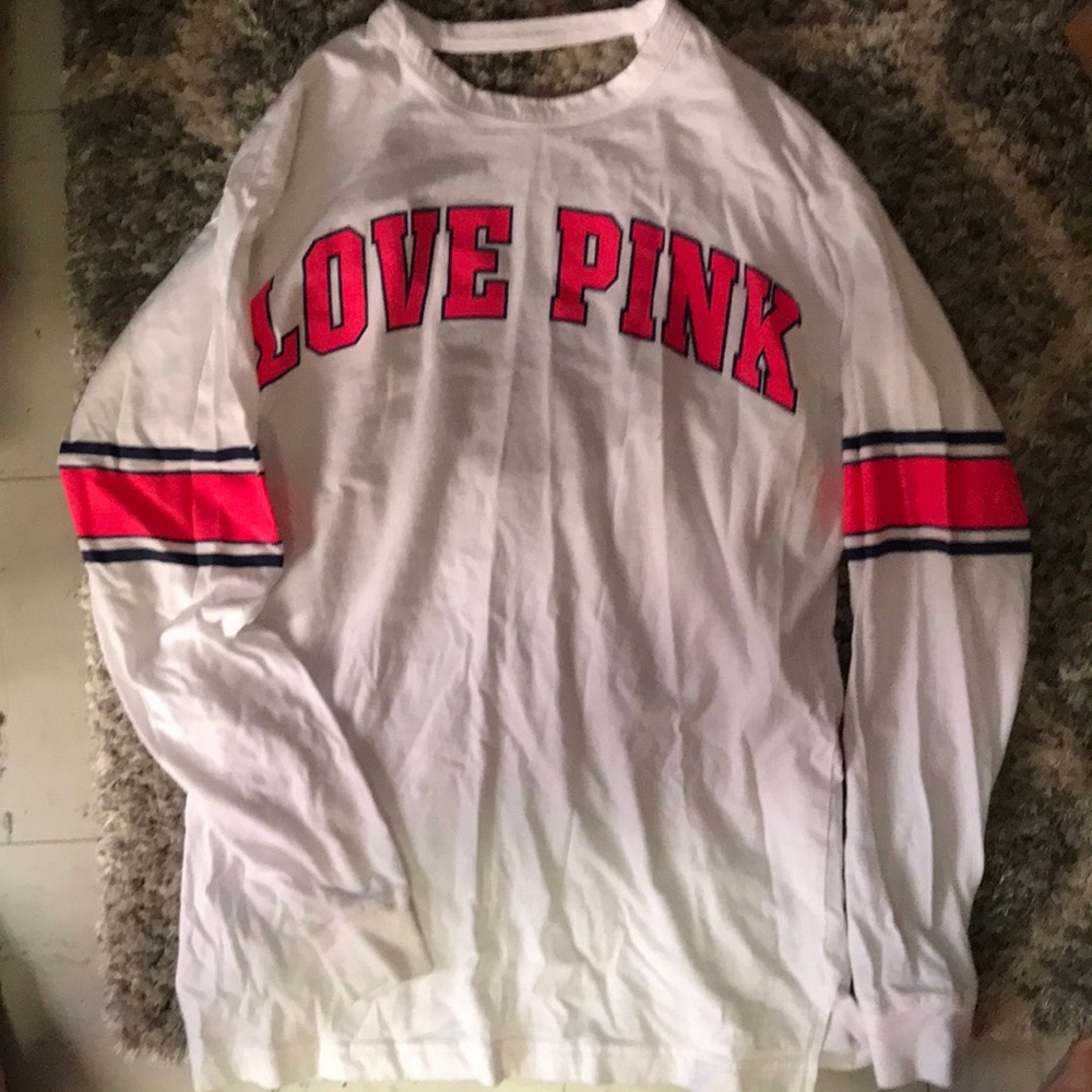 Open back VS long sleeve